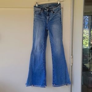 American Eagle Next Level Stretch Flare sz 2